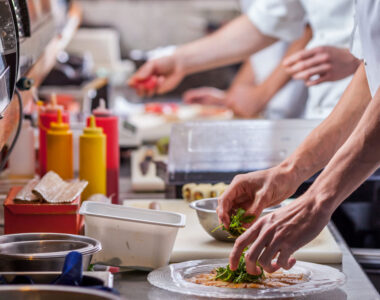 چکلیست کامل تجهیزات فستفود استاندارد